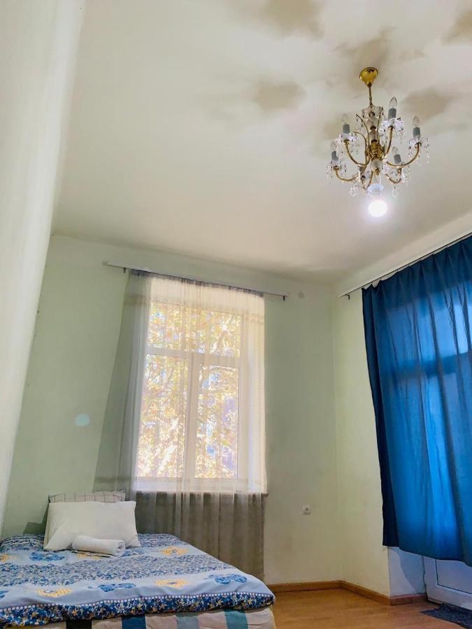 Infinity Hostel & Tour Ереван Экстерьер фото