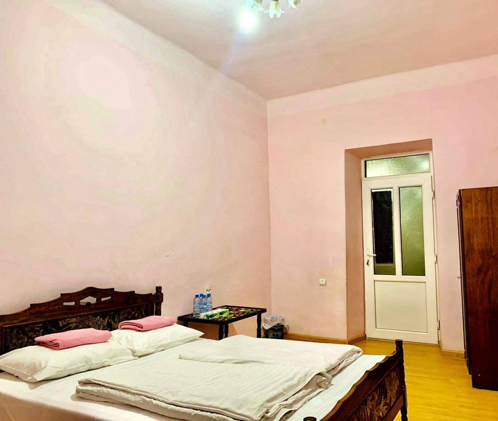 Infinity Hostel & Tour Ереван Экстерьер фото