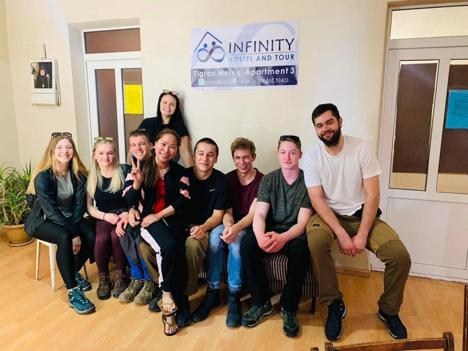 Infinity Hostel & Tour Ереван Экстерьер фото